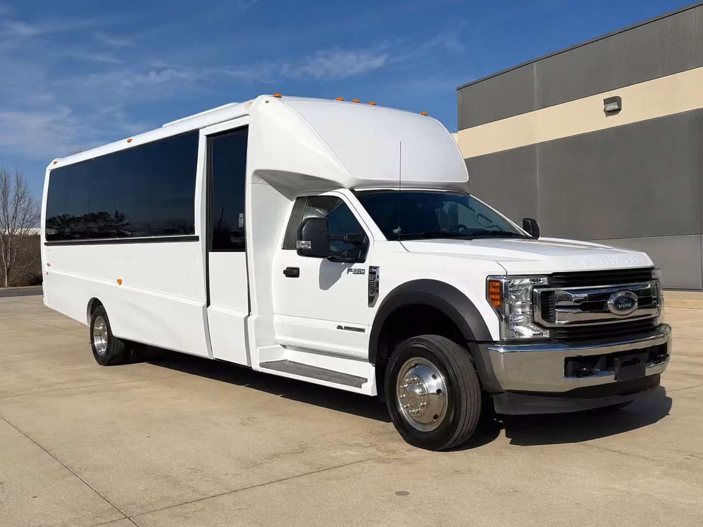 18 passenger minibus