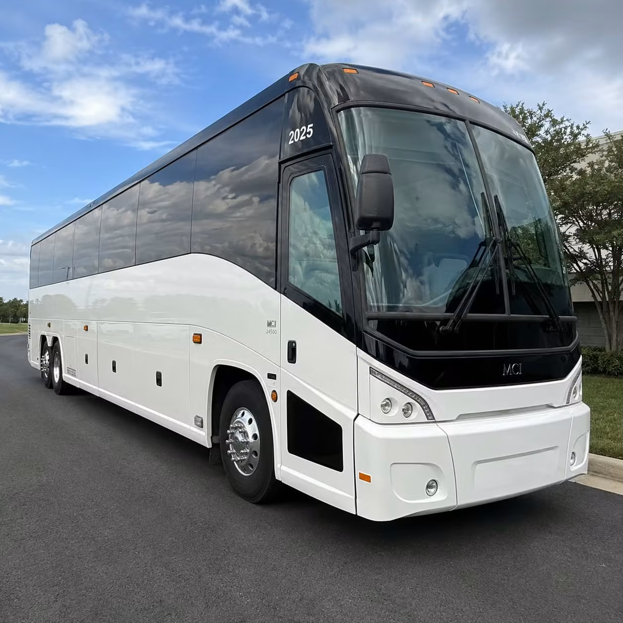corporate event shuttle services for waterbury businesses and organizations