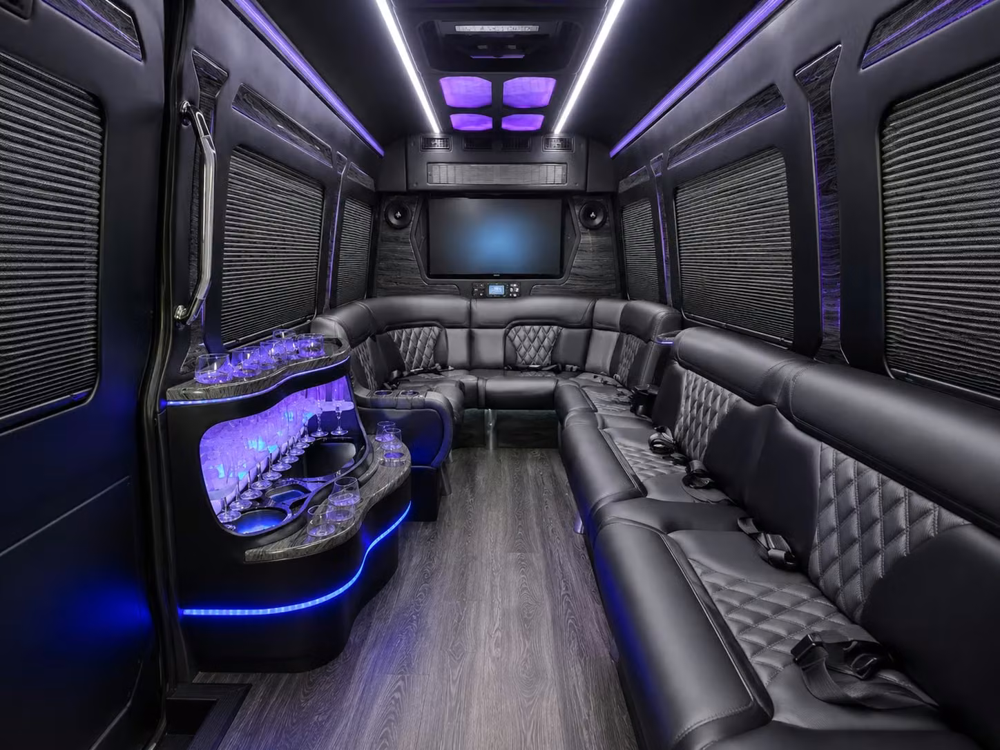 school and university group transportation from waterbury