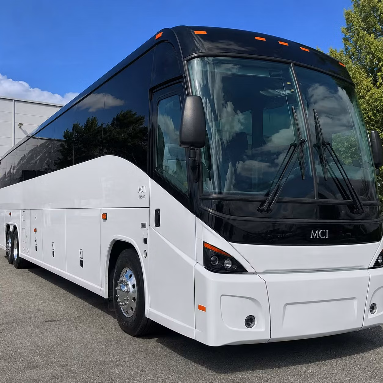 use busrentalwaterbury com to compare corporate event shuttles for waterbury meetings and off sites