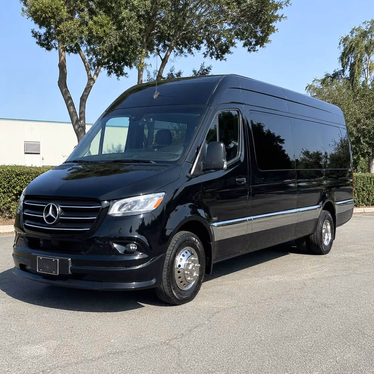 waterbury airport shuttle services
